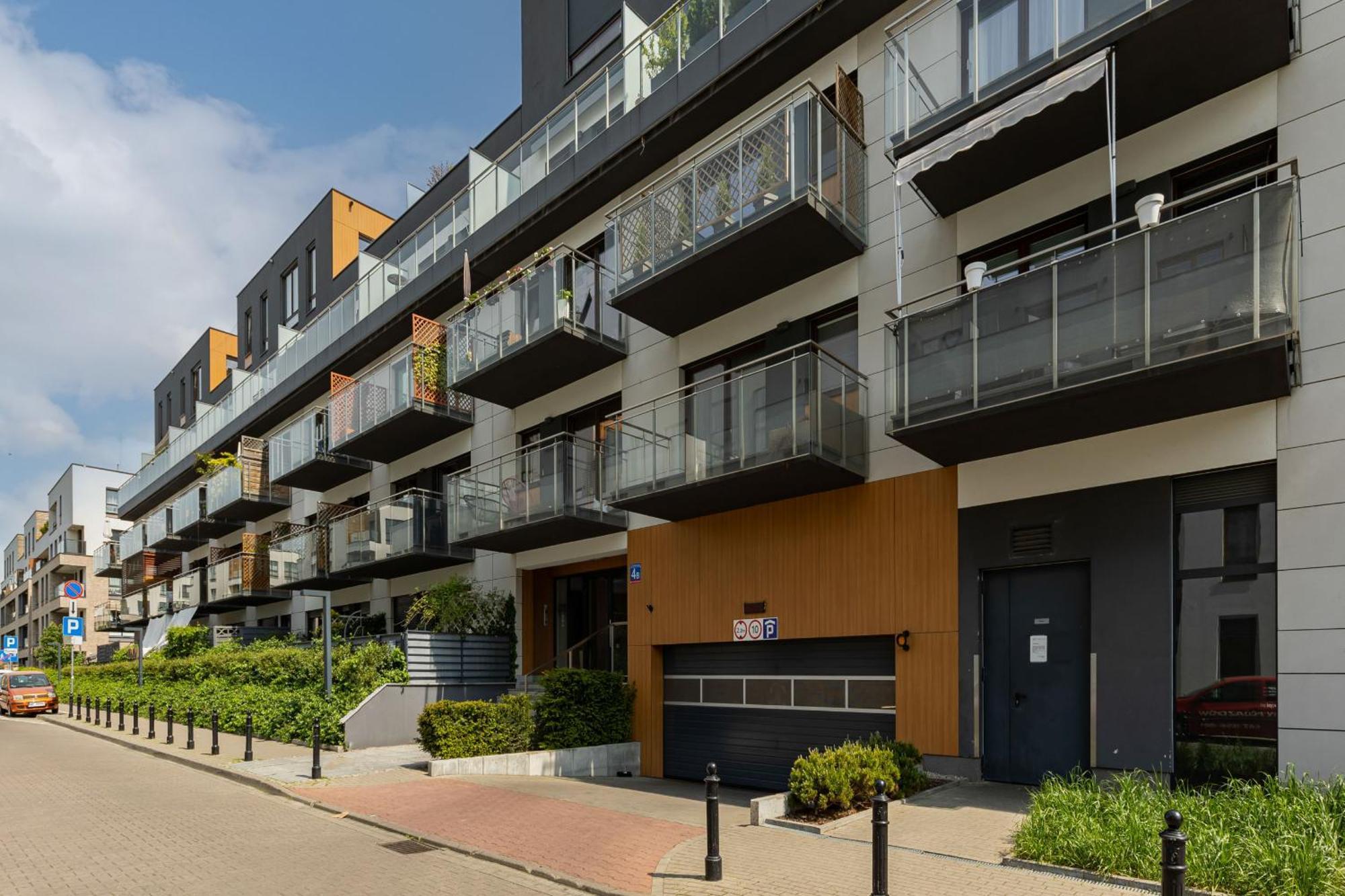 Royal Garden Apartment In Wilanow By Renters Prestige Warsaw Exterior photo